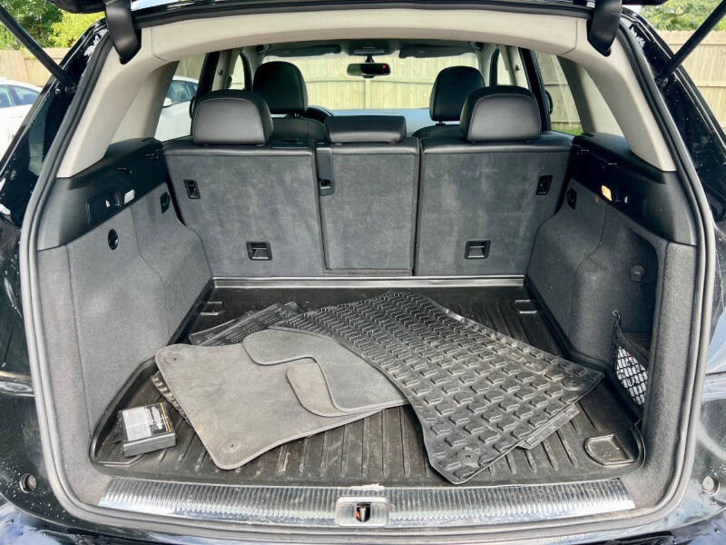 2012 Audi Q5 3.2 quattro Premium Plus