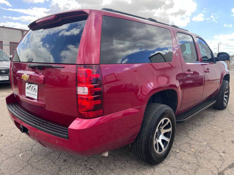 2013 Chevrolet Suburban LT