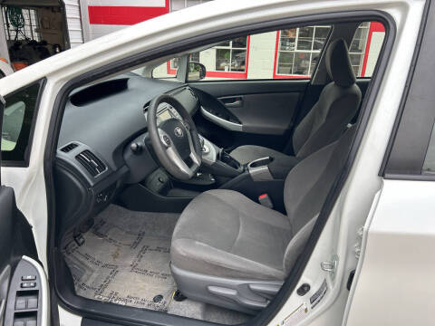2015 Toyota Prius Two