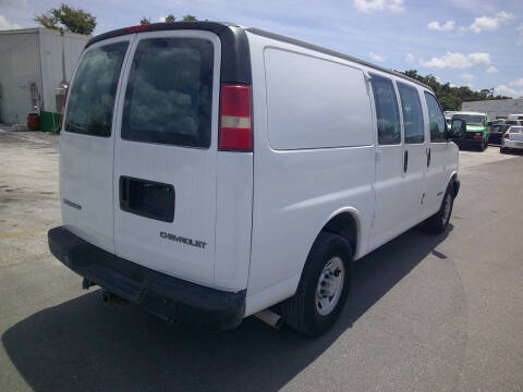 2005 Chevrolet Express 3500