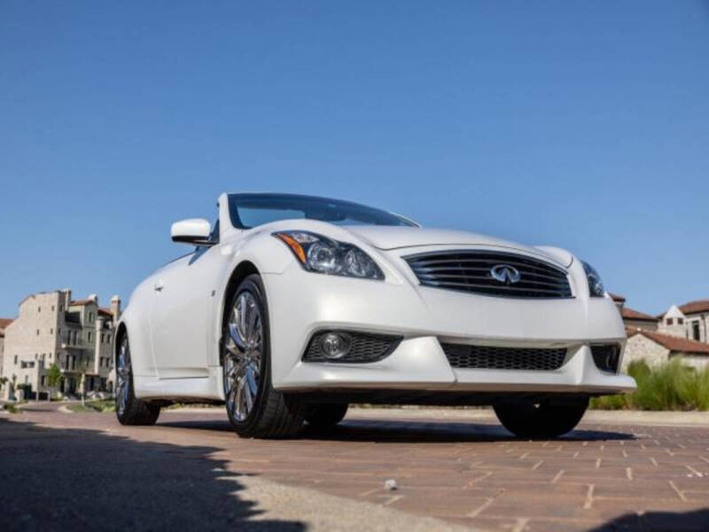 2014 INFINITI Q60 Convertible's photo