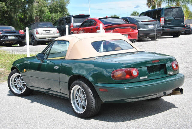 1990 Mazda MX-5 Miata for sale at Elite Auto Specialties LLC in Deland, FL