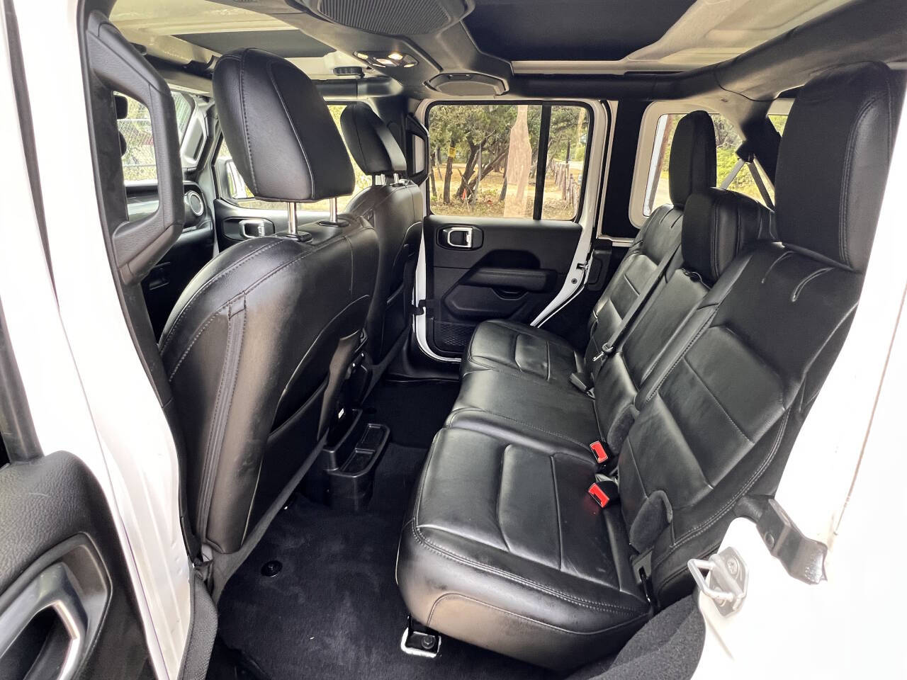 Used Car 2019 Jeep Wrangler Unlimited  Sahara Altitude 4x4 4dr Suv For Sale Under $30,000 In Austin, Texas