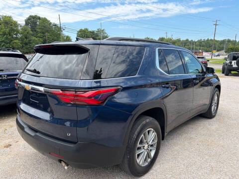 2023 Chevrolet Traverse LT Leather
