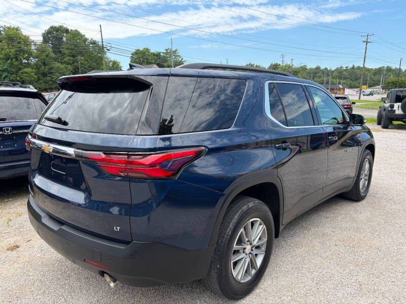 2023 Chevrolet Traverse LT Leather