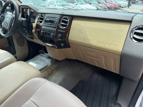 2011 Ford F-450 Super Duty Lariat