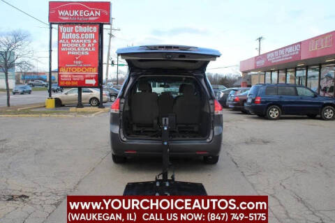 2012 Toyota Sienna LE Mobility 7-Passenger