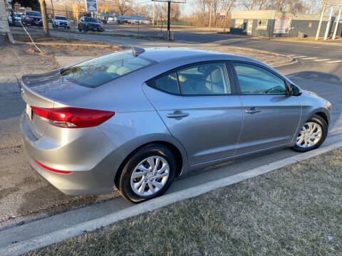 2017 Hyundai Elantra SE