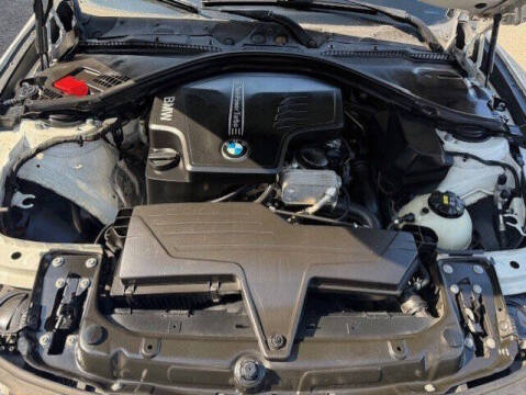 2015 BMW 3 Series 320i