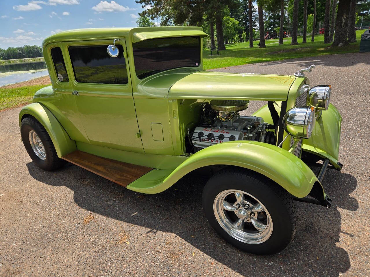 1930 Dodge 5-Window Coupe 119