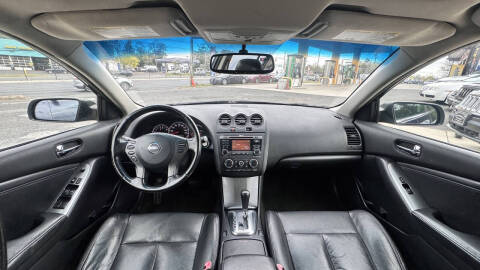 2010 Nissan Altima 3.5 SR