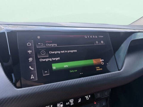 2024 Audi e-tron GT quattro Premium Plus