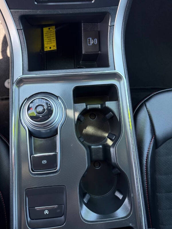 2022 Ford Edge ST-Line