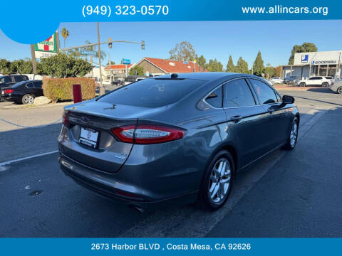 2013 Ford Fusion SE