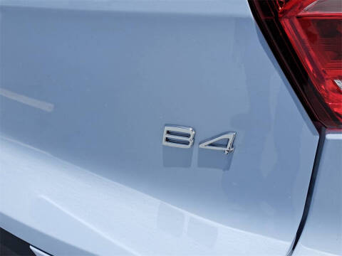 2026 Volvo XC40 B4 Plus