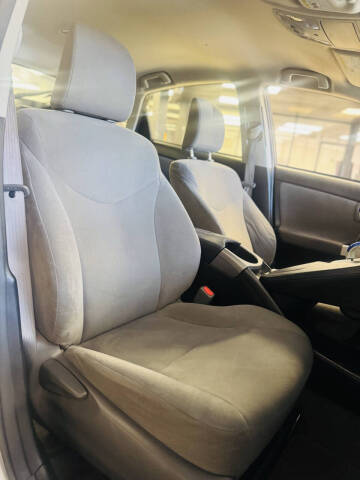 2014 Toyota Prius Plug-in Hybrid