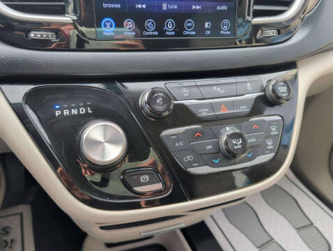 2017 Chrysler Pacifica