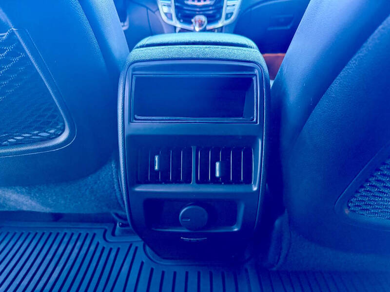 2013 Cadillac SRX Performance Collection