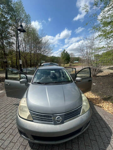 2009 Nissan Versa 1.8 S