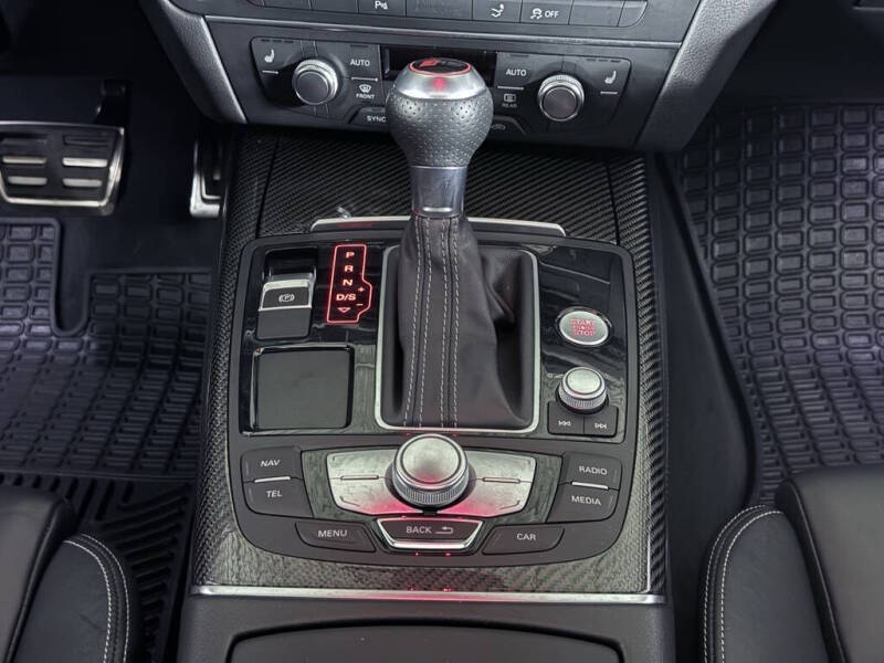 2015 Audi RS 7 4.0T quattro Prestige