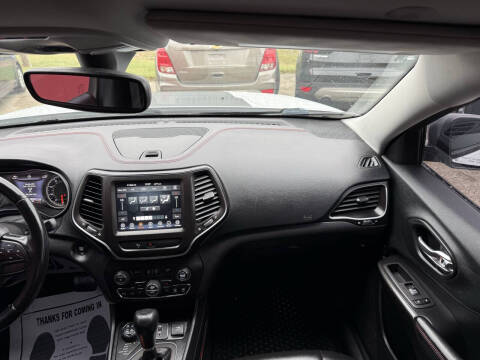 2020 Jeep Cherokee Trailhawk