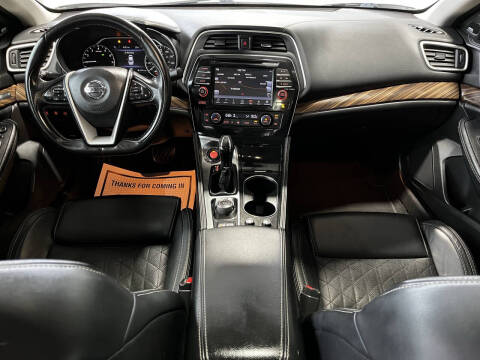2017 Nissan Maxima Platinum