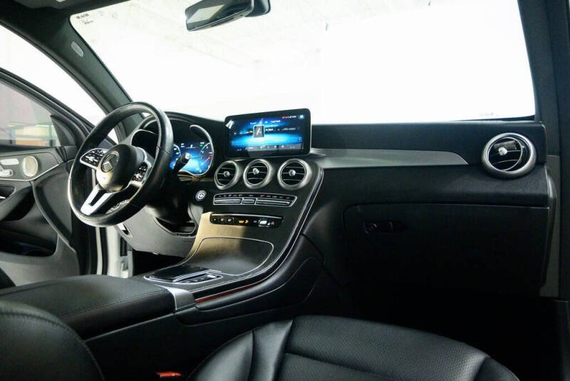 2021 Mercedes-Benz GLC GLC 300 4MATIC