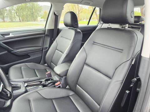 2018 Volkswagen Golf