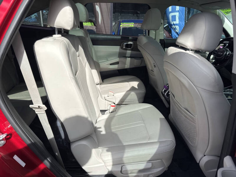 2023 Kia Sorento EX