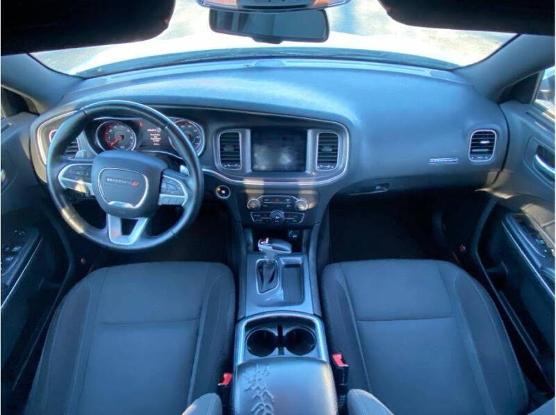 2017 Dodge Charger SXT