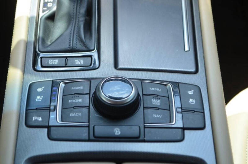 2017 Genesis G80