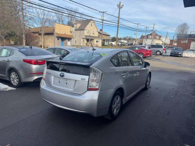 2010 Toyota Prius II