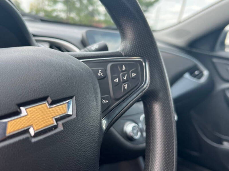 2023 Chevrolet Malibu LS