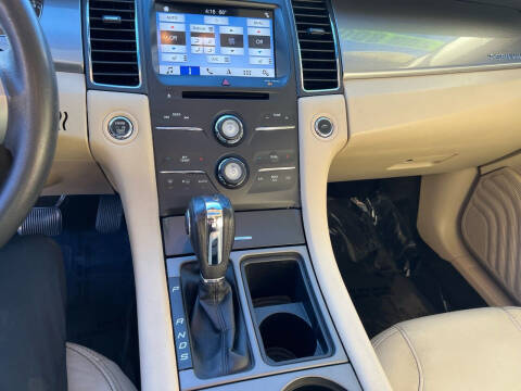2018 Ford Taurus for sale at Apex Knox Auto in Knoxville TN