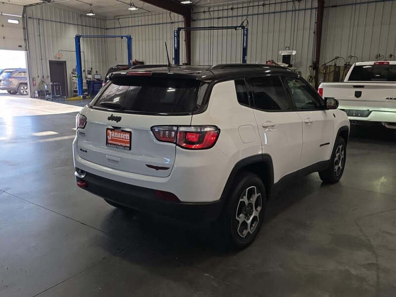 2022 Jeep Compass Trailhawk