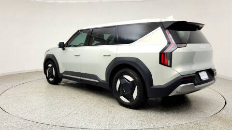 2024 Kia EV9 Light Long Range