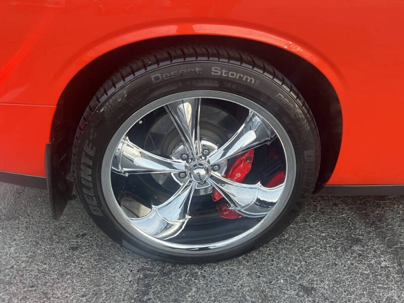 2016 Dodge Challenger SRT 392