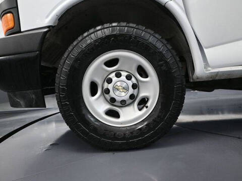 2022 Chevrolet Express 2500