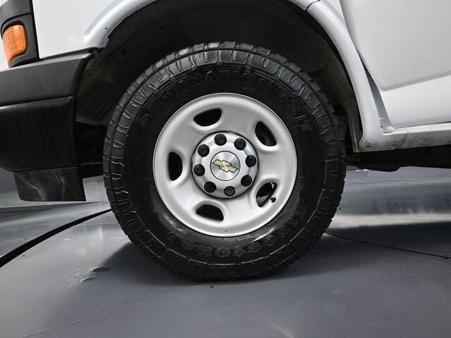 2022 Chevrolet Express 2500