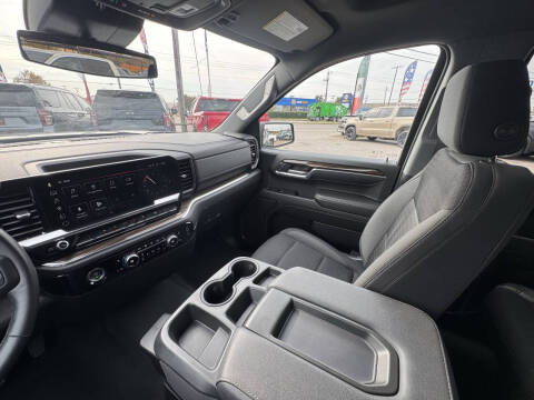 2023 GMC Sierra 1500 Elevation Standard