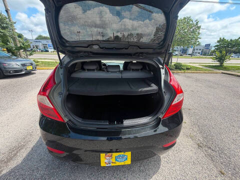 2013 Hyundai Accent GS
