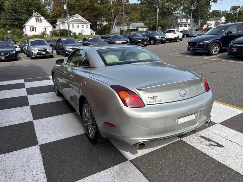 2004 Lexus SC 430