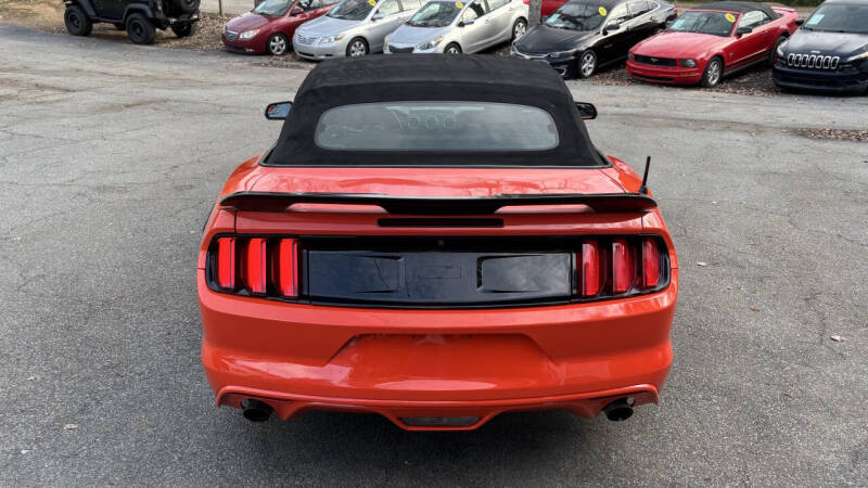 2016 Ford Mustang V6