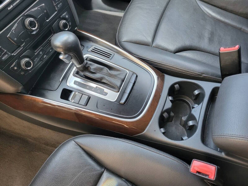 2012 Audi Q5 2.0T quattro Premium