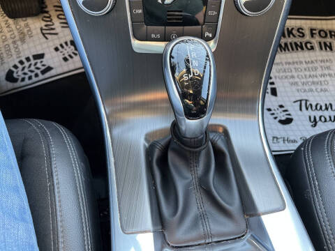 2016 Volvo XC60 T5 Drive-E