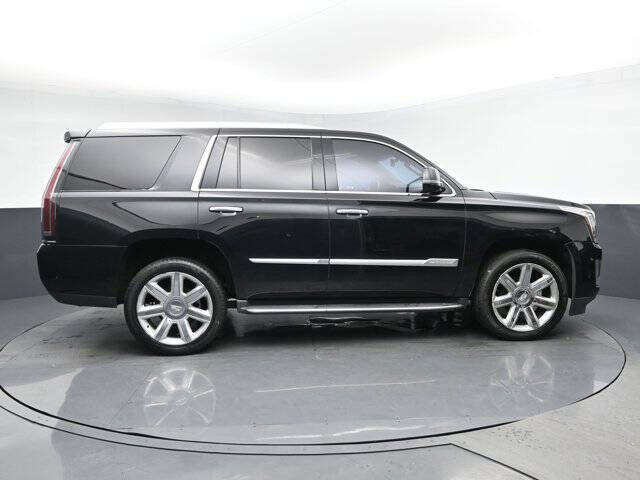 2020 Cadillac Escalade Luxury