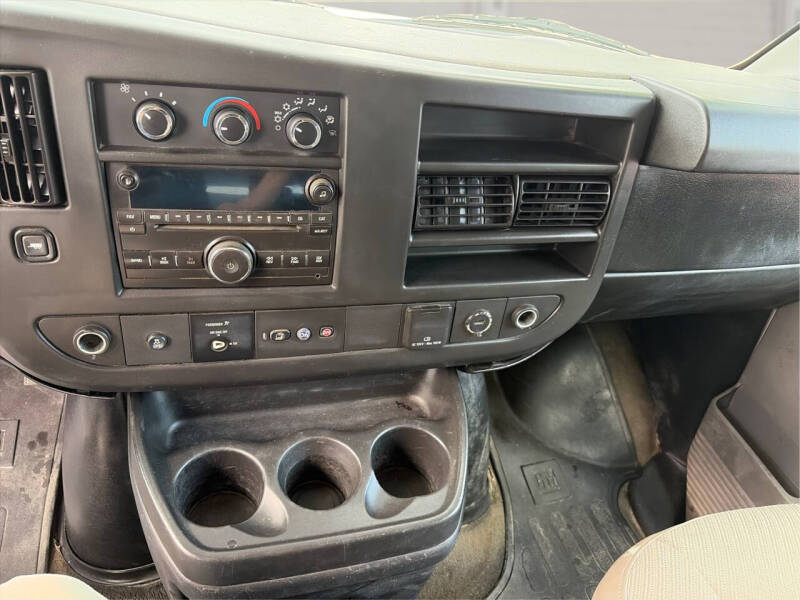 2017 Chevrolet Express LT 3500