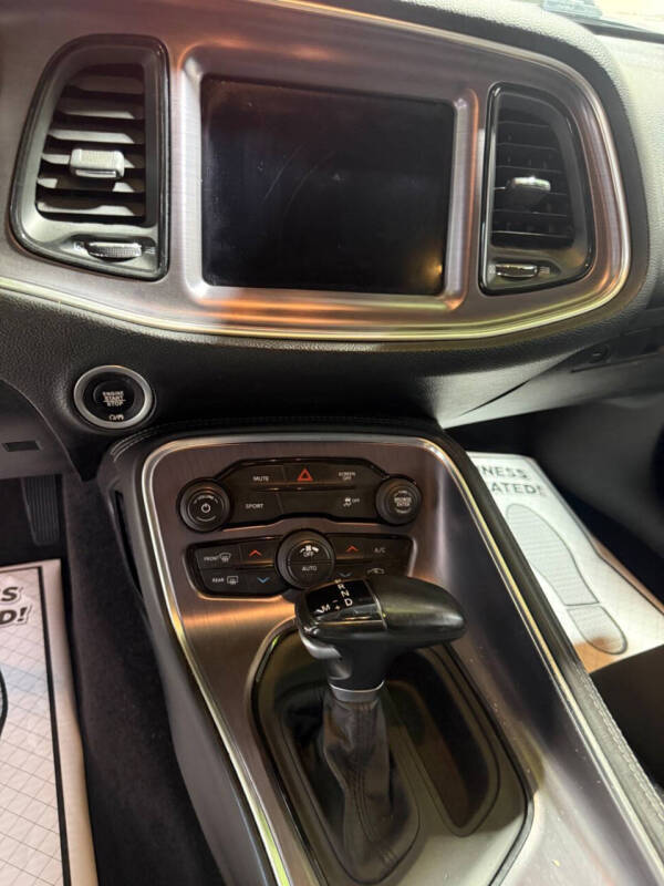 2018 Dodge Challenger SXT