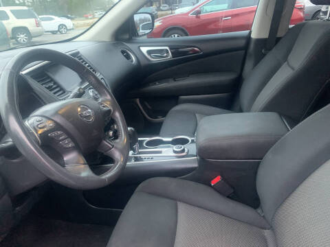 2017 Nissan Pathfinder S