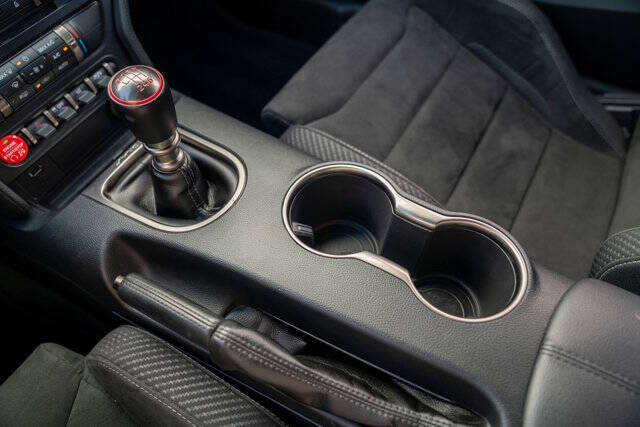 2018 Ford Mustang 29